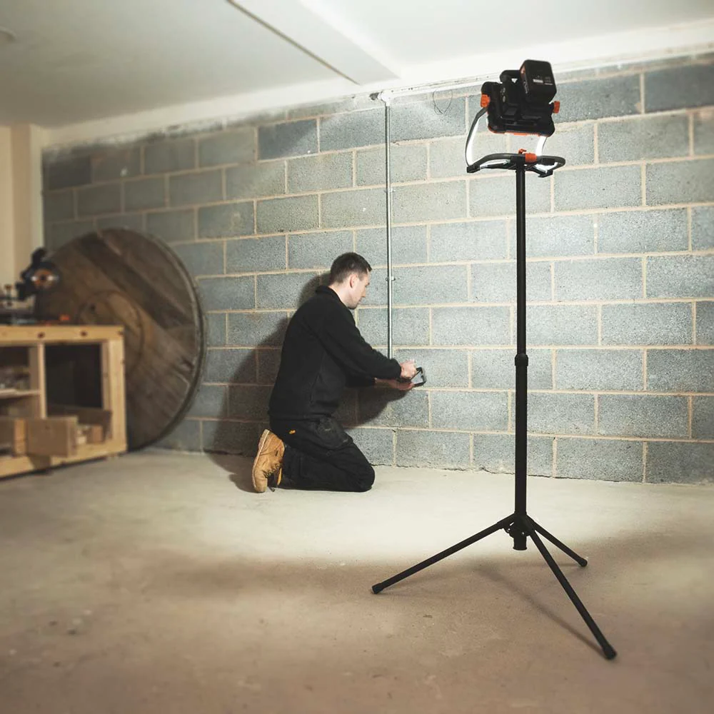 Evolution E1300TRP Accessory Tripod, Height Adjustable - Image 4