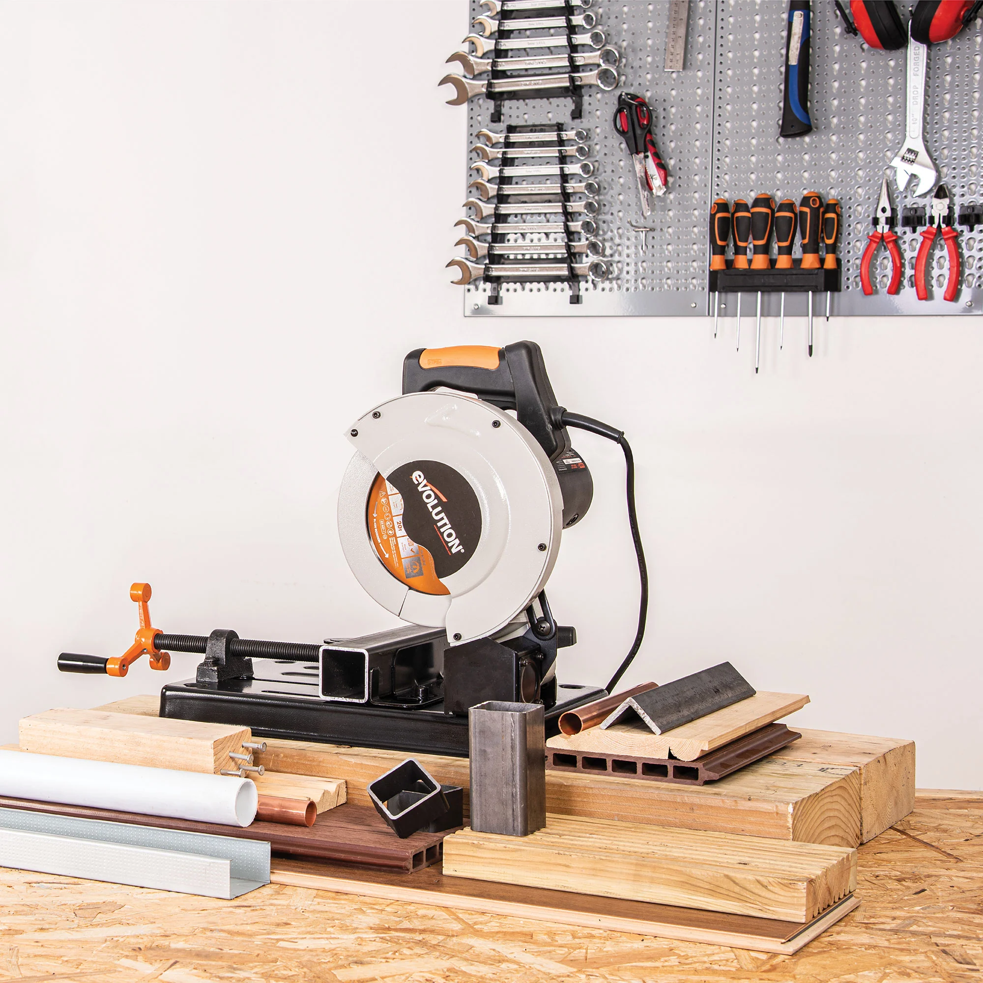 Evolution RAGE4: Multi-Material Cutting Chop Saw With 7-1/4 in. Blade - Image 8